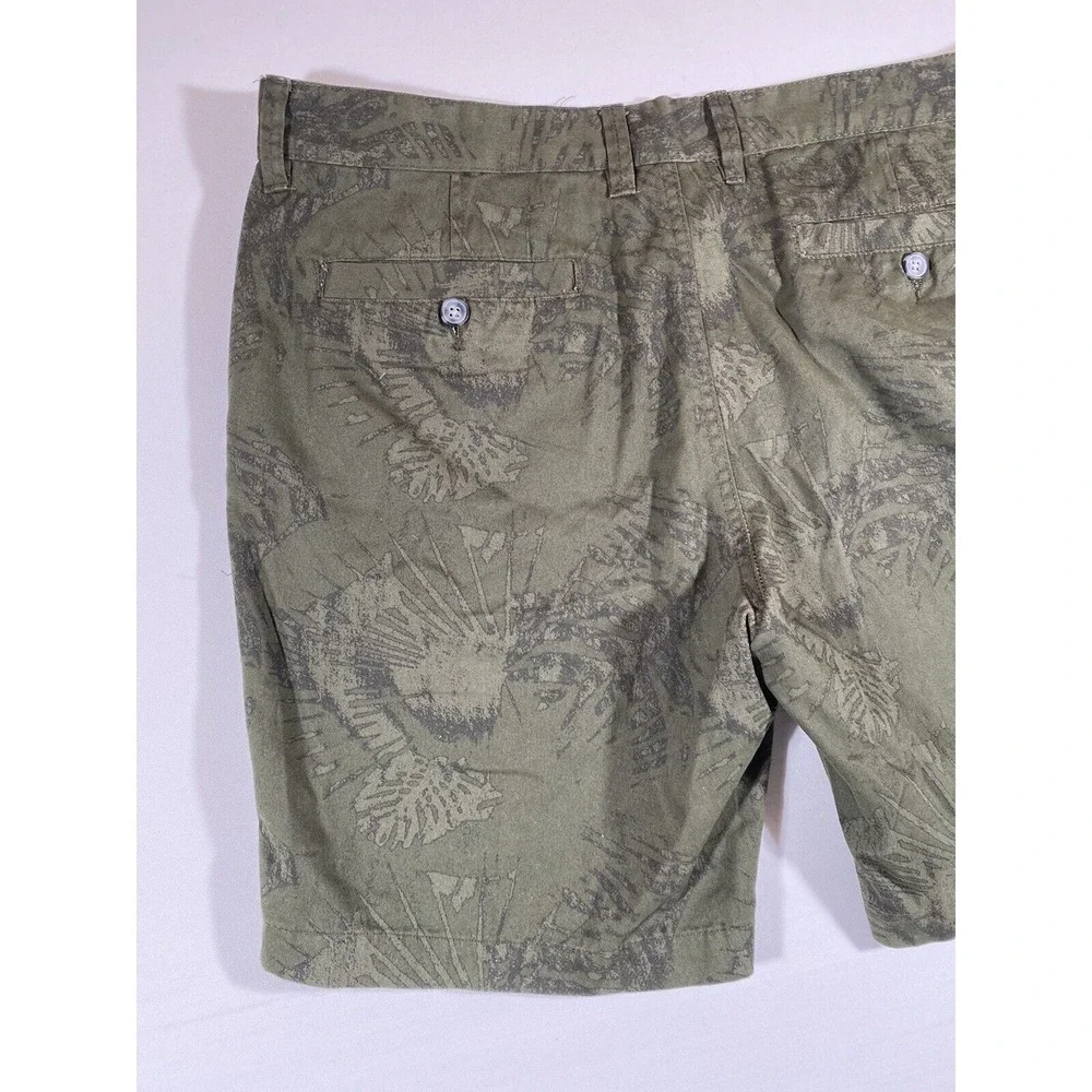 Sunday Work Clothes Mens Shorts 36 Green Subdued Floral Print Casual‎